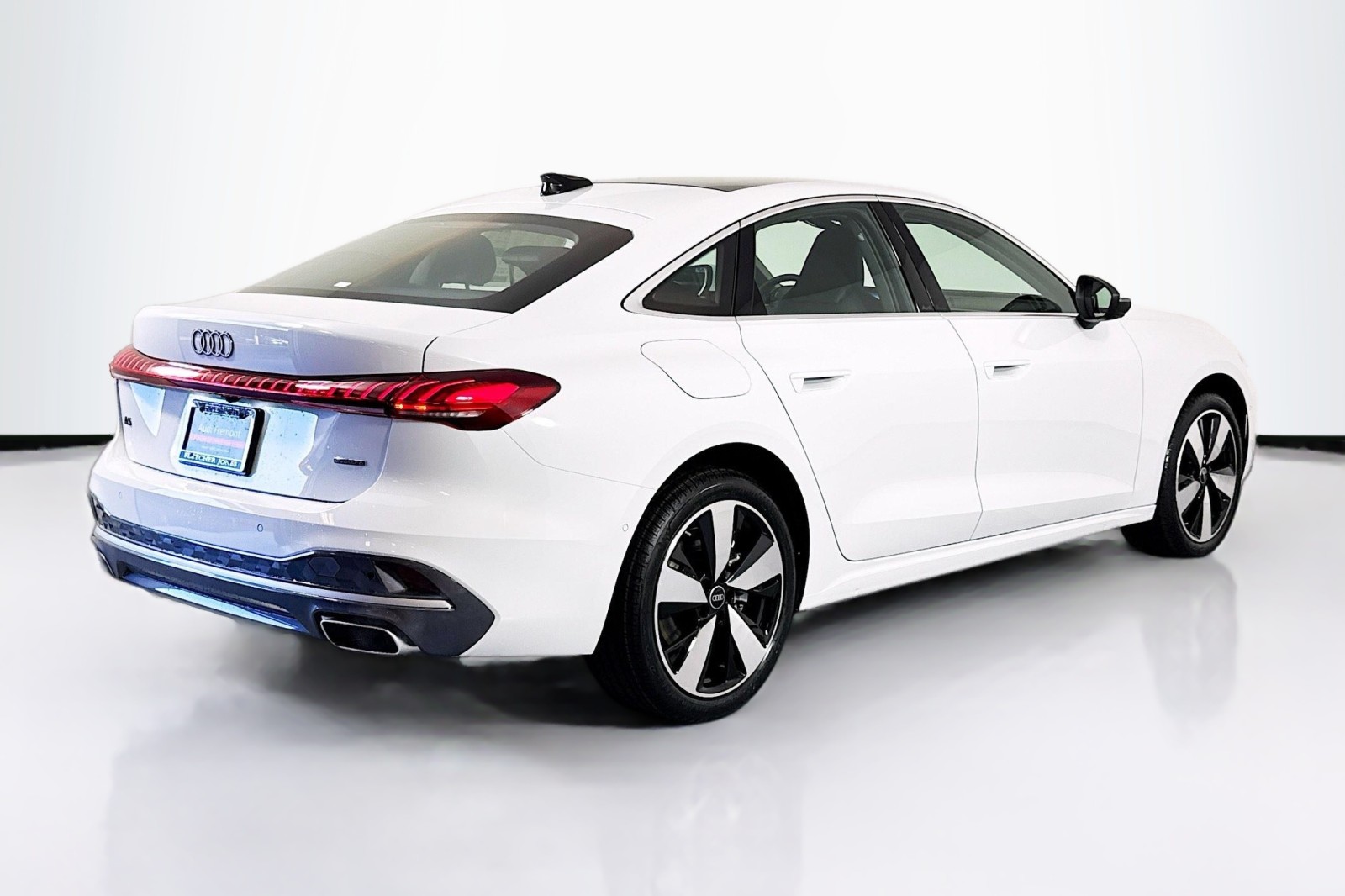 New 2025 Glacier White Metallic Audi Premium Plus 2.0 TFSI quattro image 5