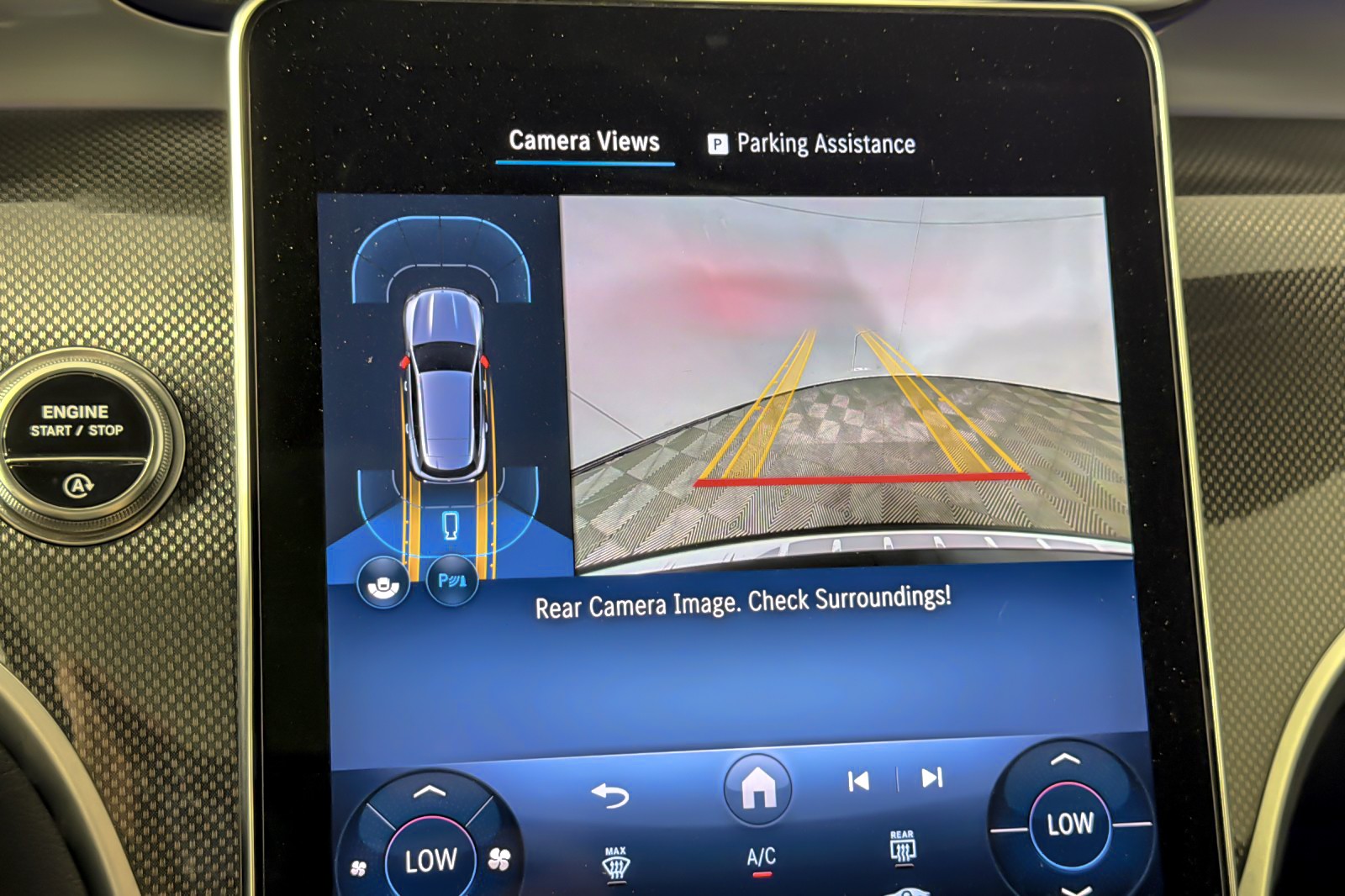 Used 2025 Black Mercedes-Benz GLC 300 SUV image 18