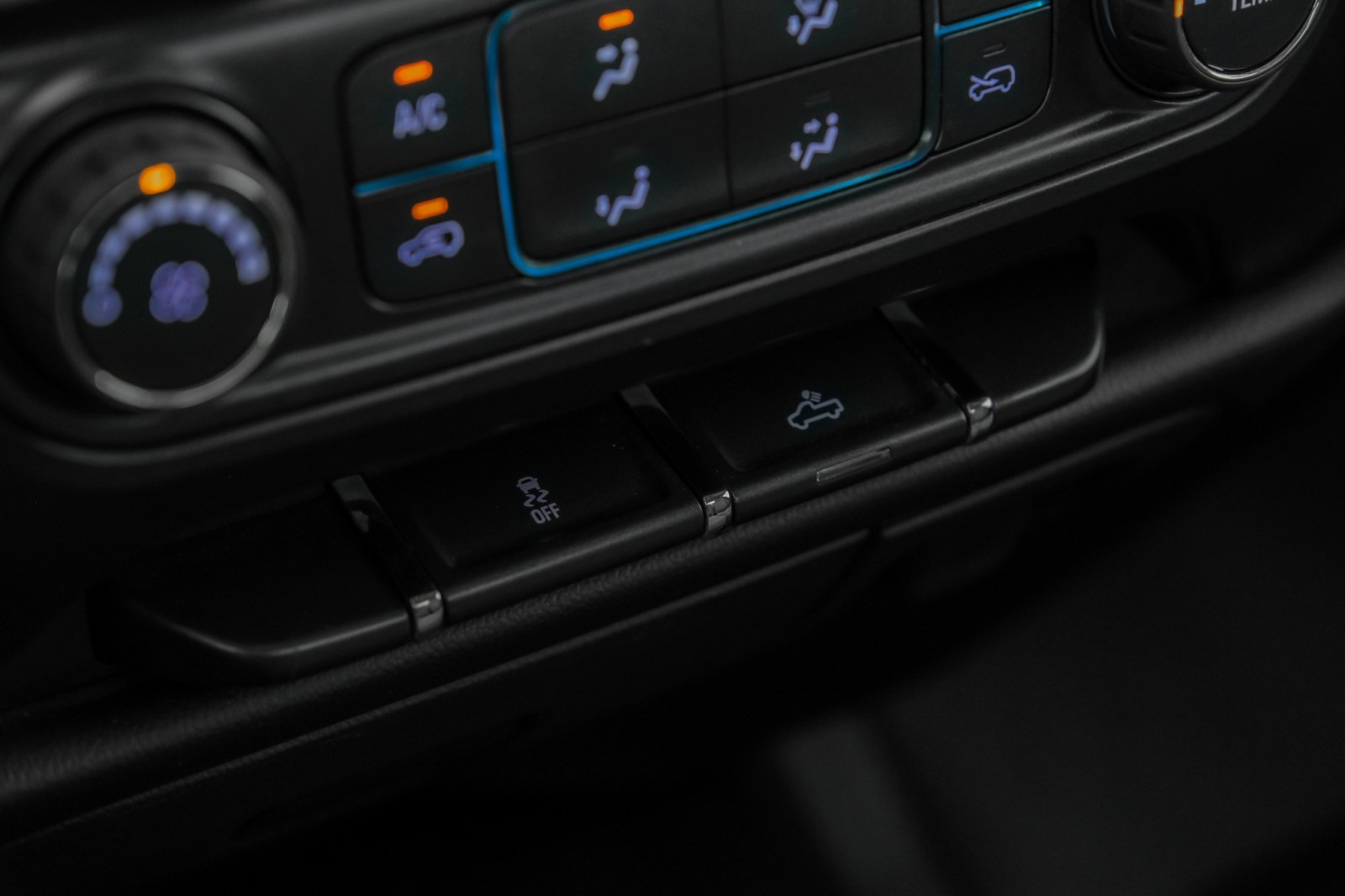 2017 GMC Sierra 1500 REGULAR CAB AUTOMATIC CRUISE CONTROL STEERING WHEE 23