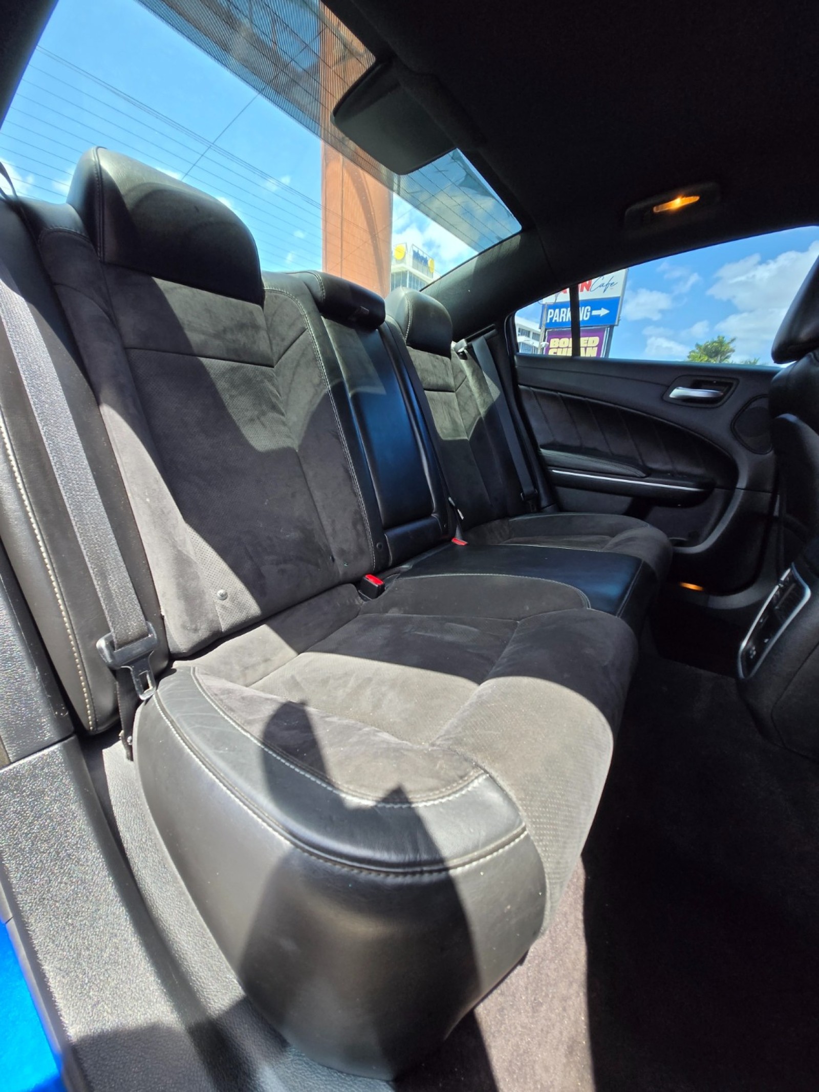 2019 Dodge Charger - $24,977