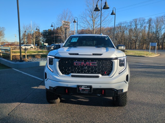 2023 GMC Sierra 1500 AT4 3