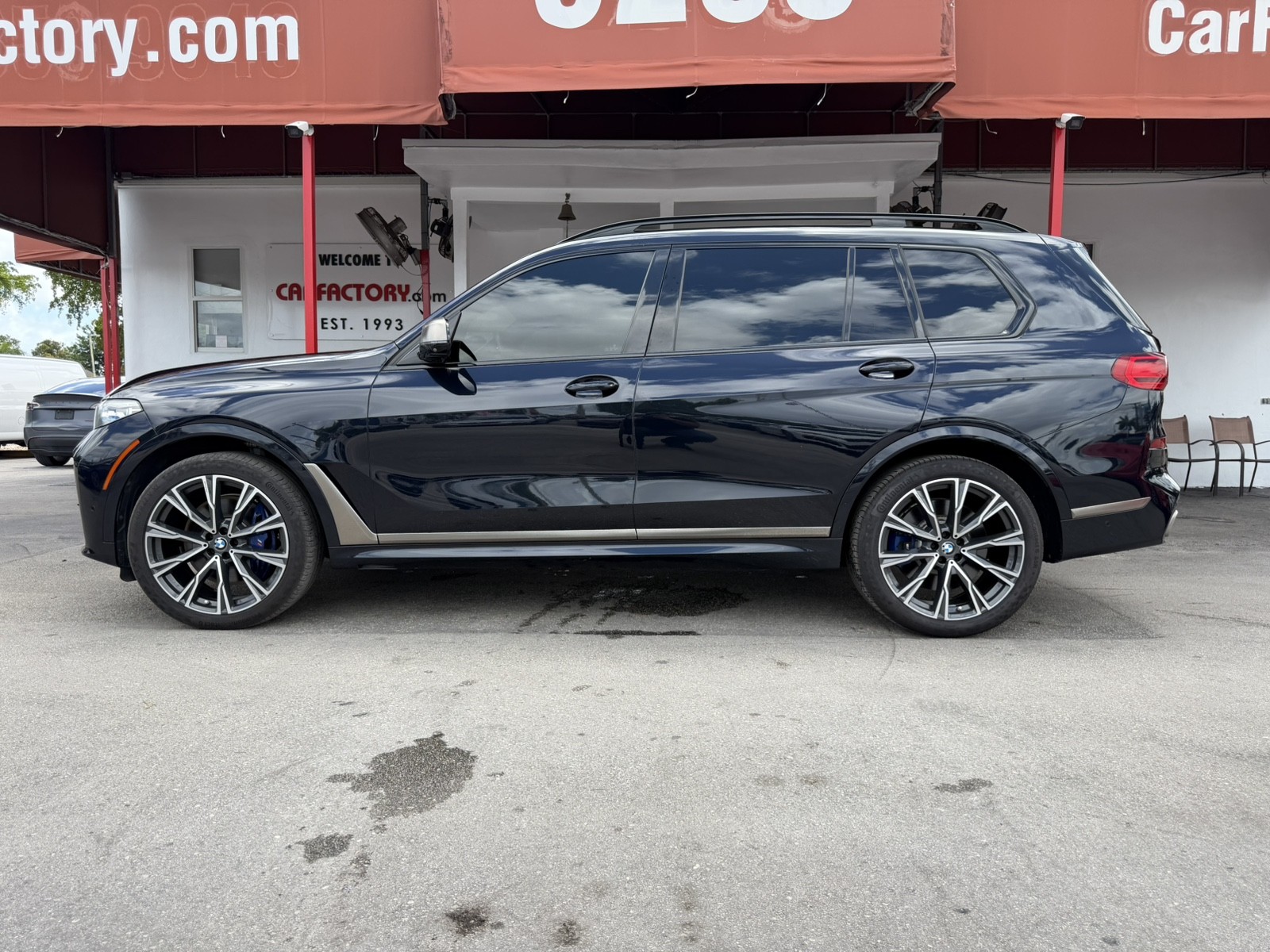 2020 BMW X7 - $33,988