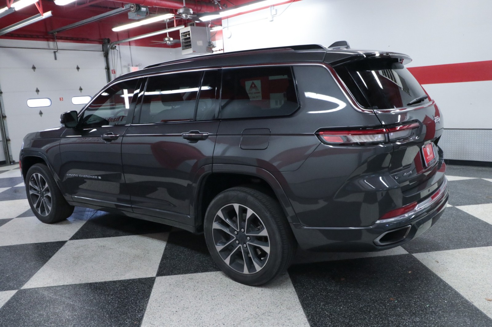 Used Car 2021 Jeep Grand Cherokee L  Overland For Sale In Austin, Texas