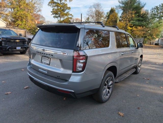 2024 Chevrolet Suburban LT 5