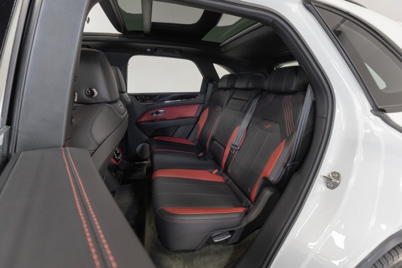 2022 Bentley Bentayga Bentayga S ($242,125 MSRP) *ONLY 13,000 MILES* *FULL PPF* in , 
