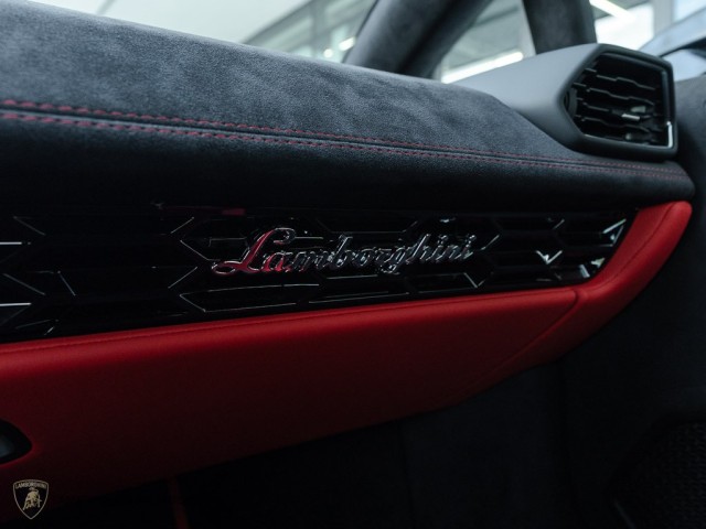 Lamborghini Huracan Tecnica