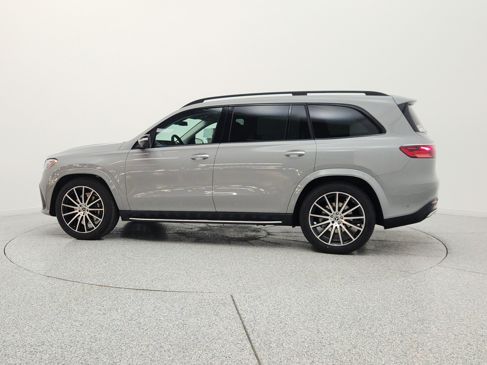 New 2026 MANUFAKTUR Alpine Grey Mercedes-Benz GLS 450 4MATIC® SUV image 8