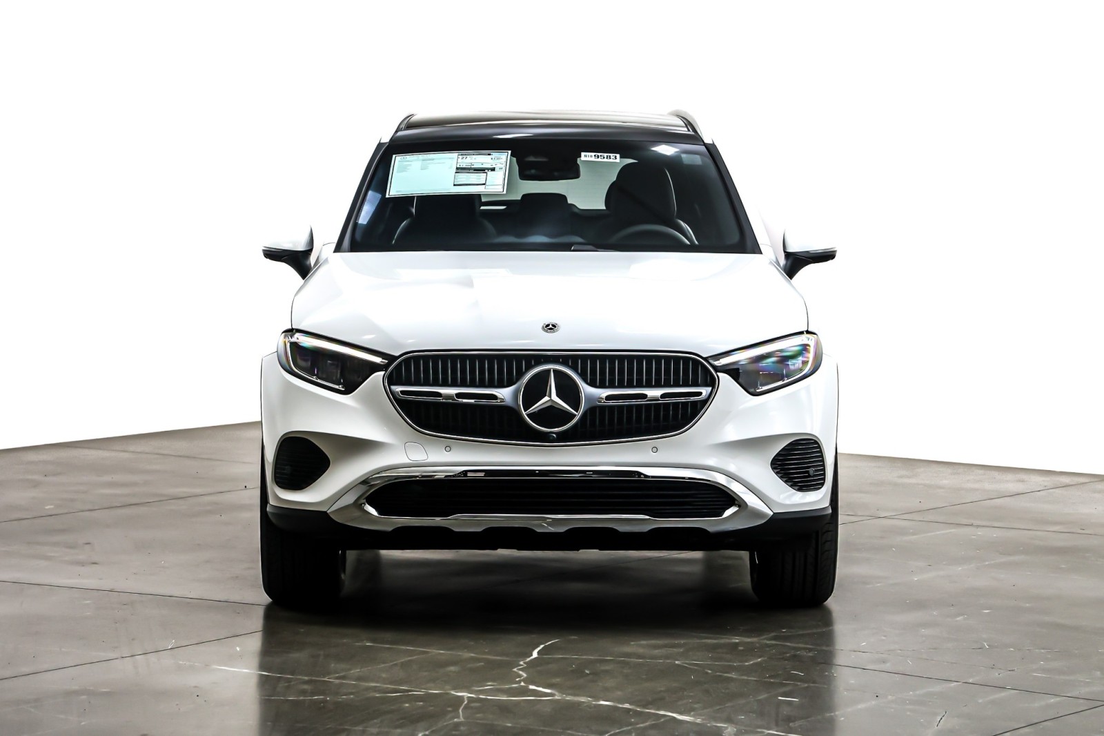 New 2026 Polar White Mercedes-Benz GLC 300 image 2
