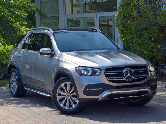 2020 Mercedes-Benz GLE Premium Pkg. Park Assist Pano Moonroof Heated front Seats Burmester Sound Tow Pkg. 20 Wheels MSRP $64,400 6