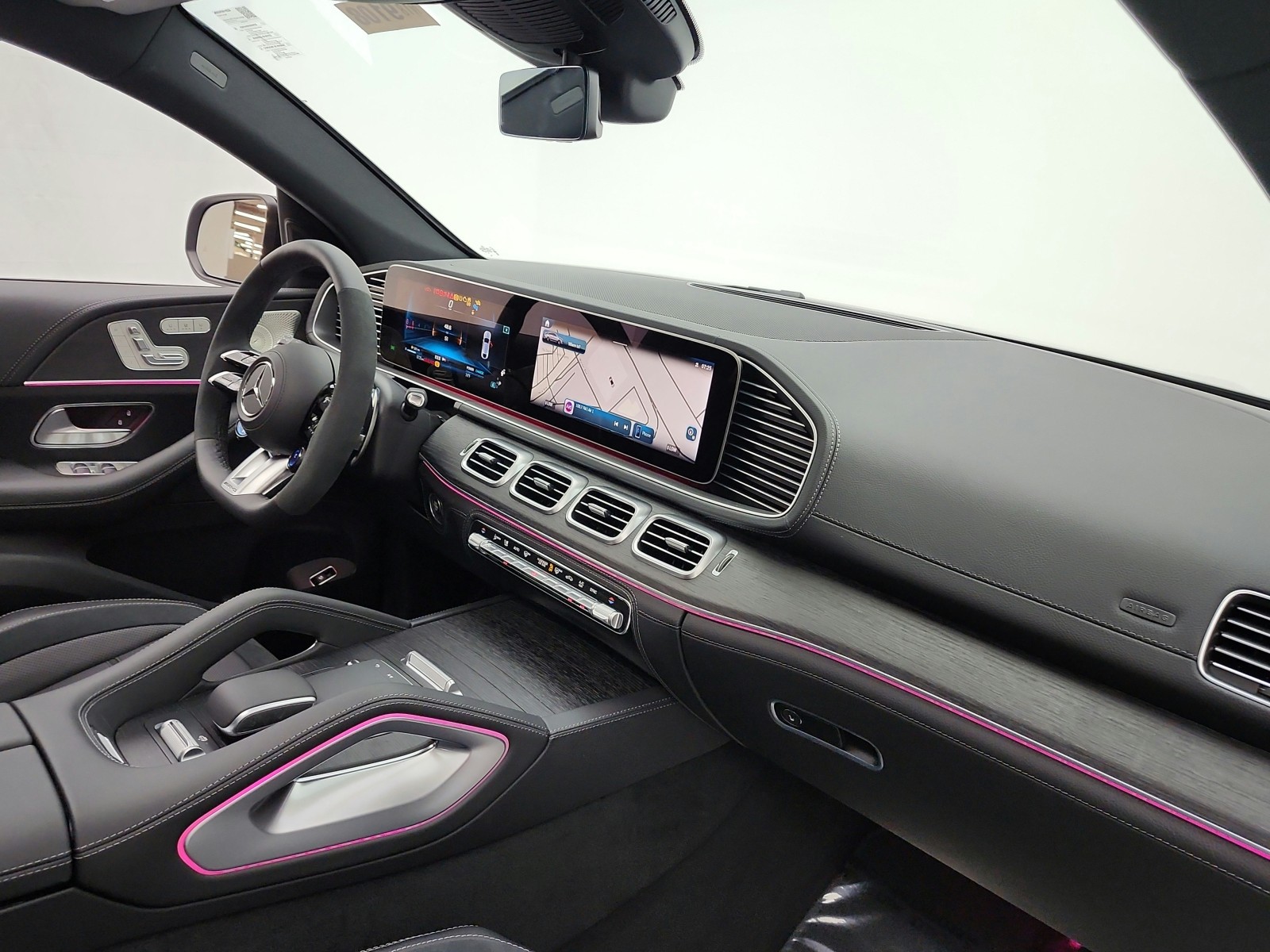 New 2026 MANUFAKTUR Alpine Grey Mercedes-Benz AMG® GLE 53 image 15