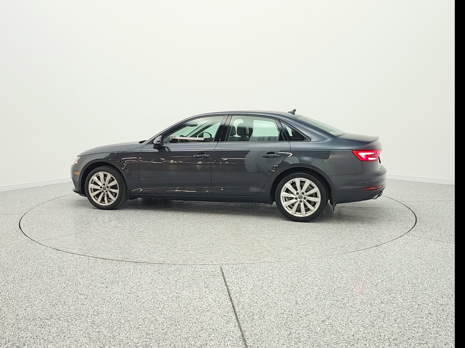 Used 2017 Manhattan Gray Metallic Audi 2.0 TFSI Auto ultra Premium FWD image 8