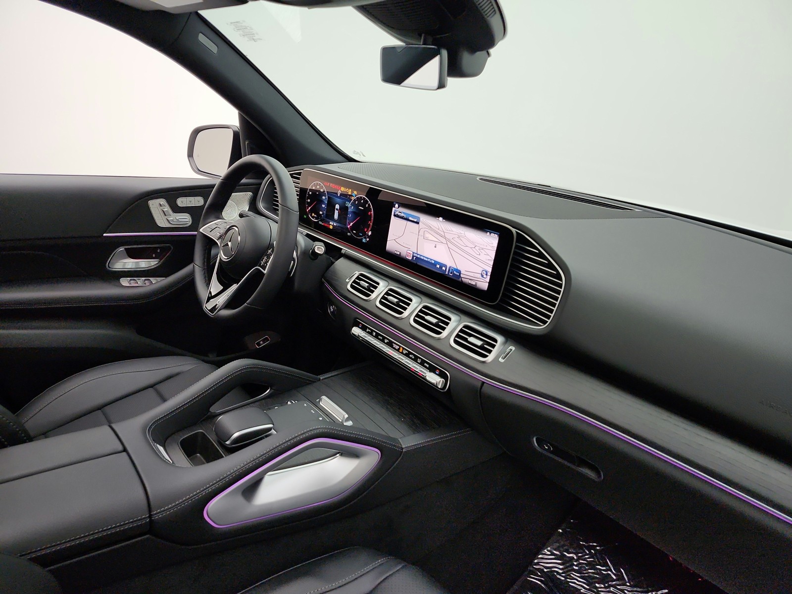 New 2026 MANUFAKTUR Moonlight White magno Mercedes-Benz GLE 450 4MATIC® SUV image 14