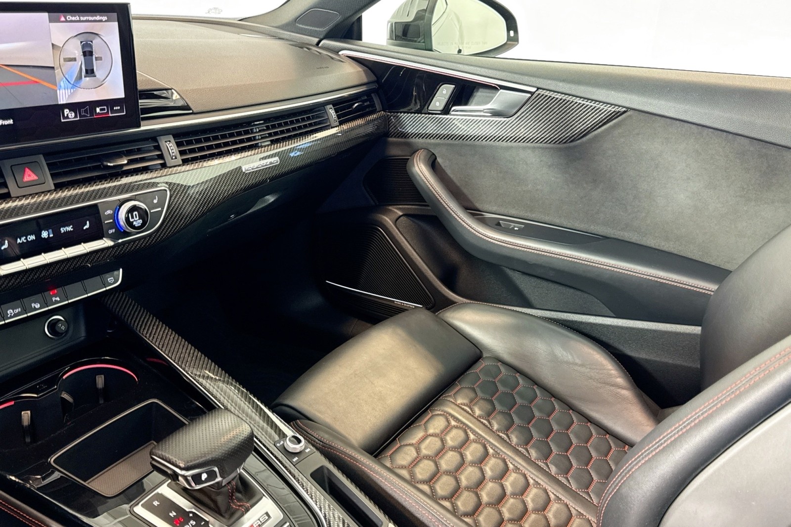 Used 2022 Mythos Black Metallic Audi  image 22