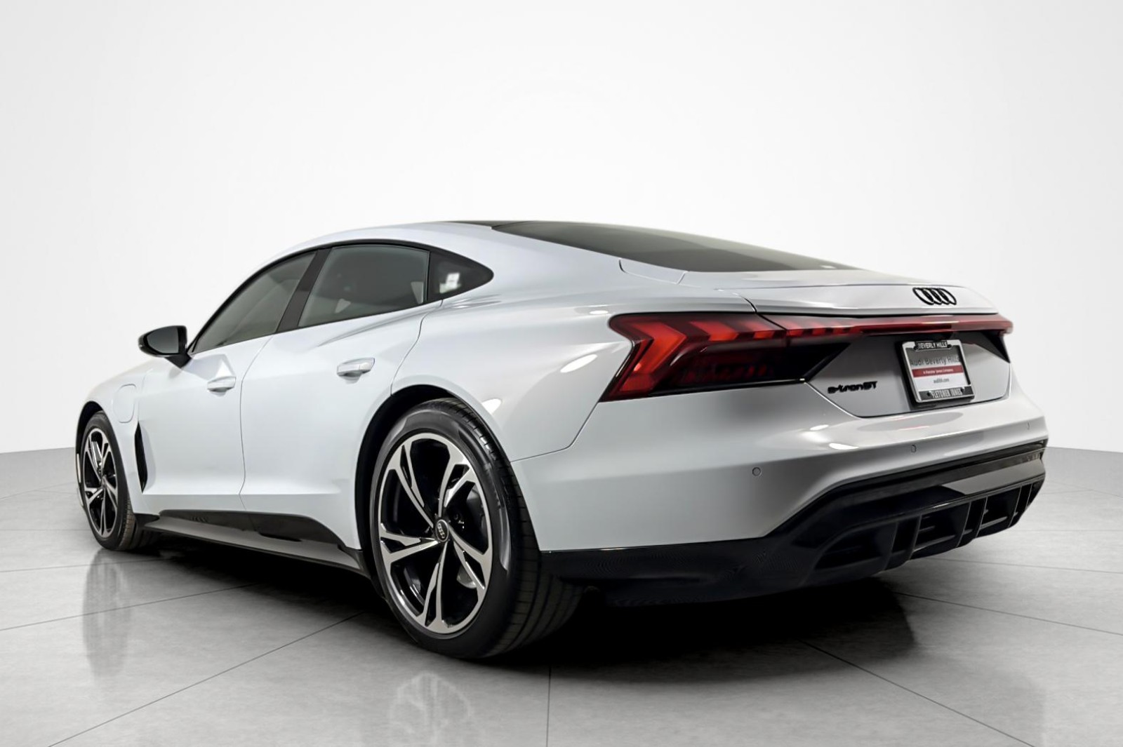 Used 2024 Suzuka Gray Metallic Audi Premium Plus quattro image 3