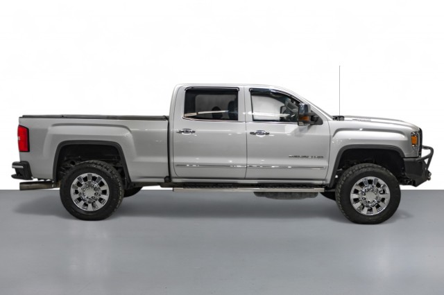 2019 GMC Sierra 2500HD Denali 5