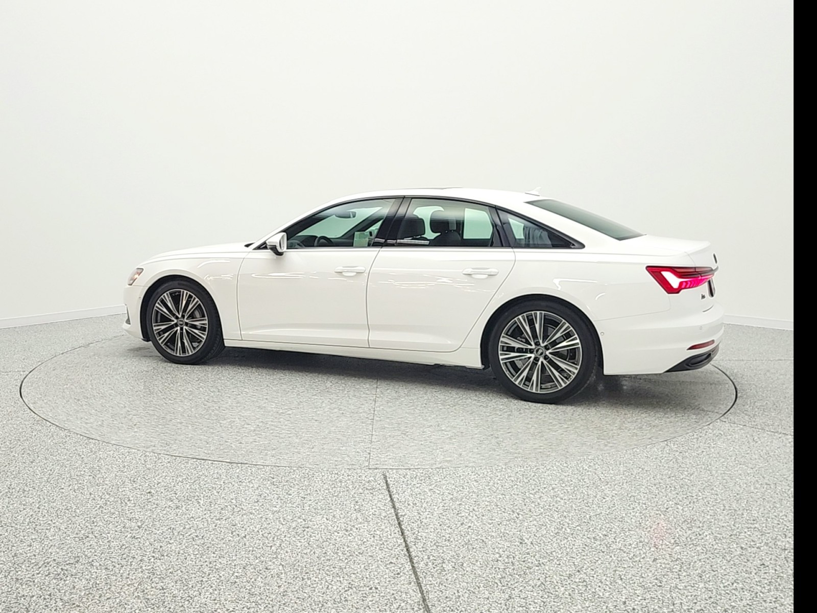 Used 2023 Ibis White Audi Premium Plus 45 TFSI quattro image 8