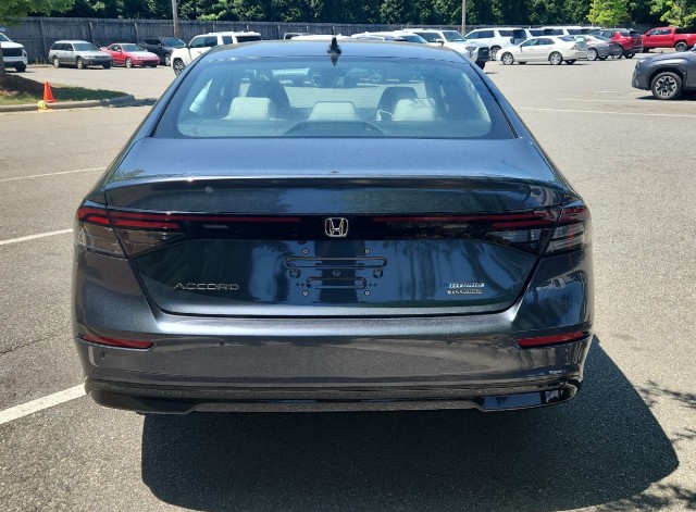 HondaAccord Hybrid6