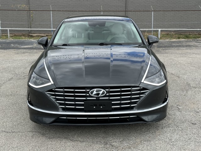 2022 Hyundai Sonata Hybrid Limited 8