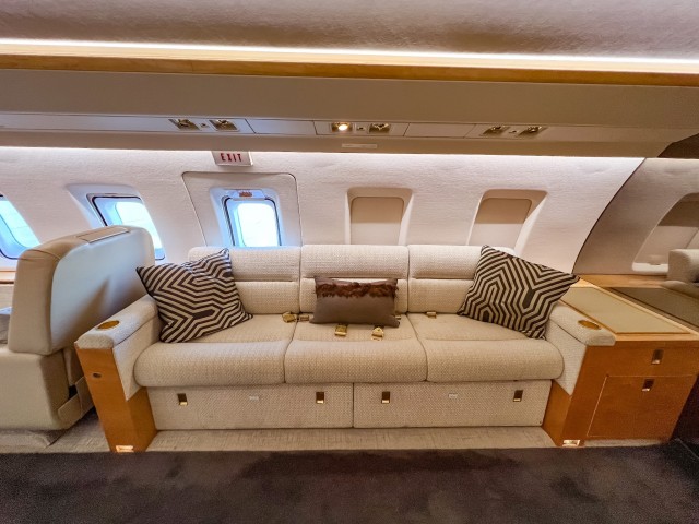1983 BOMBARDIER CHALLENGER For Sale
