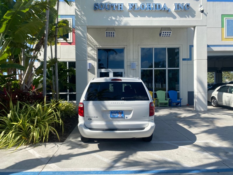 2006 Dodge Caravan SXT LOW MILES 28,367 1 OWNER HANDICAP LIFT in , 
