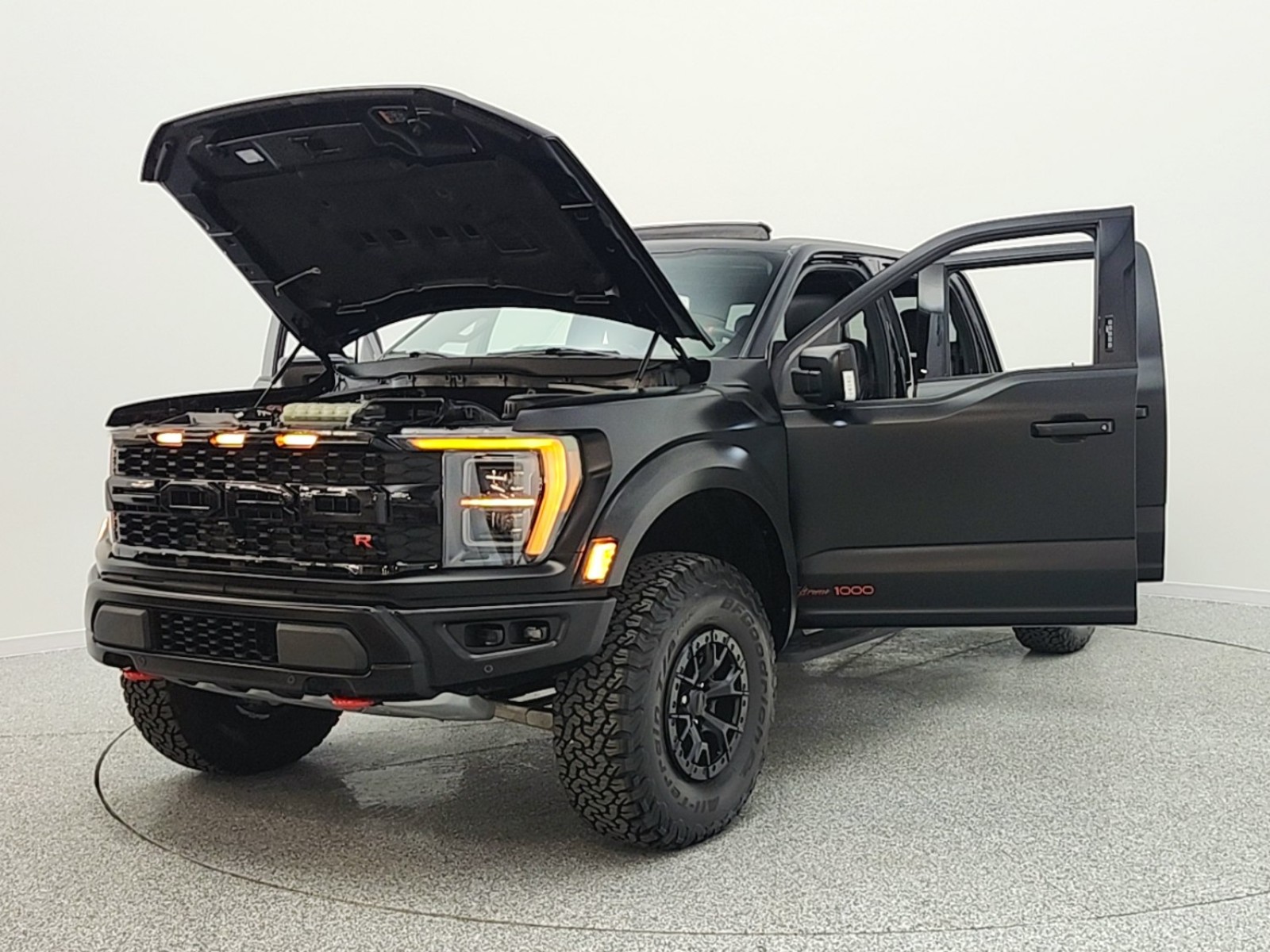 Used 2023 Agate Black Metallic Ford Raptor 4WD SuperCrew 5.5