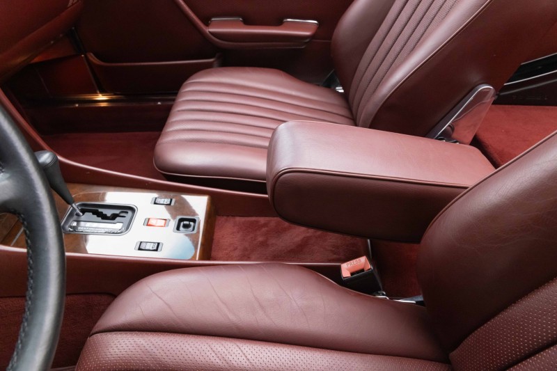 1989 Mercedes-Benz 560-Series 560 SL in ,