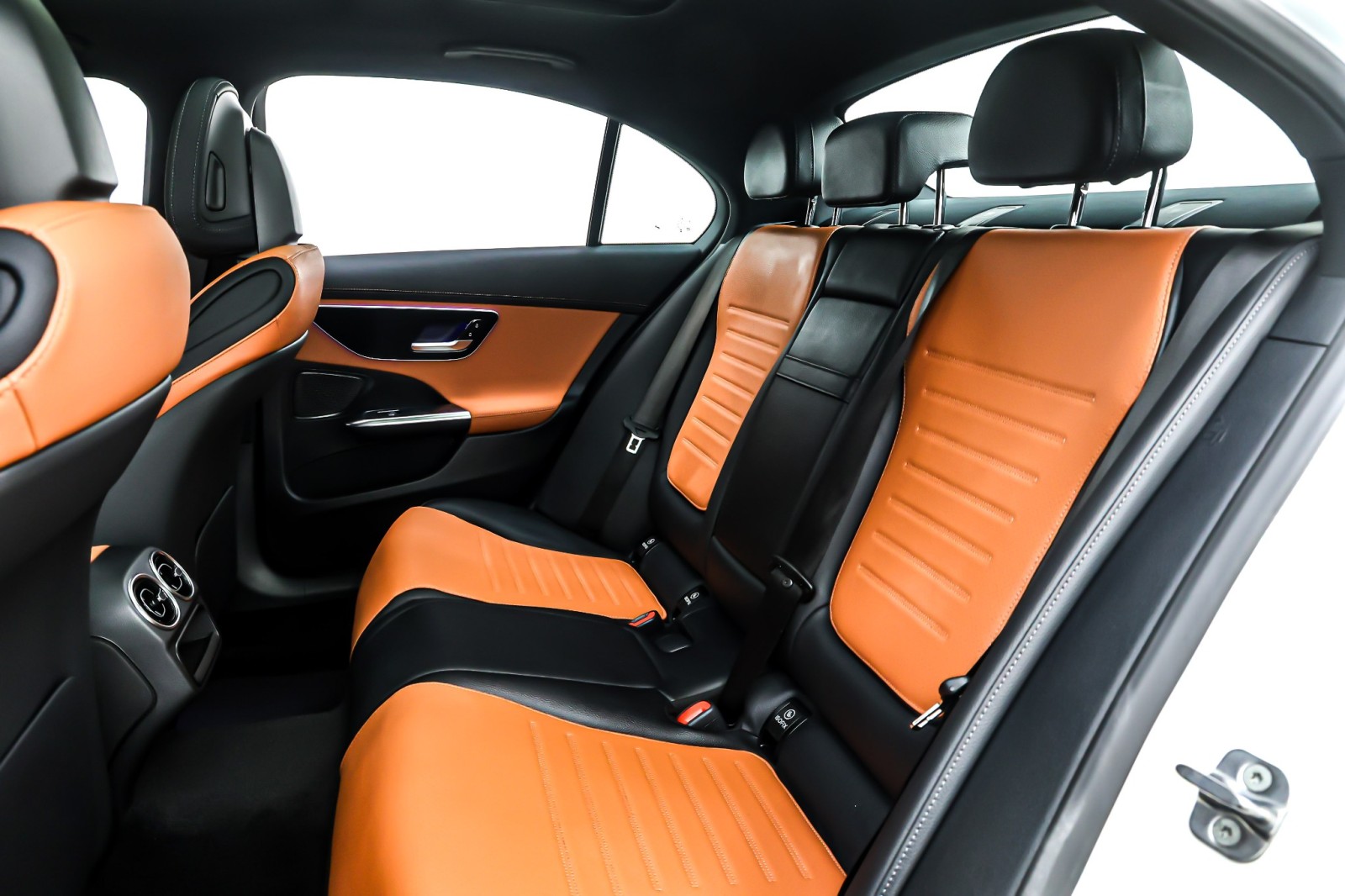 New 2026 Polar White Mercedes-Benz C 300 image 8