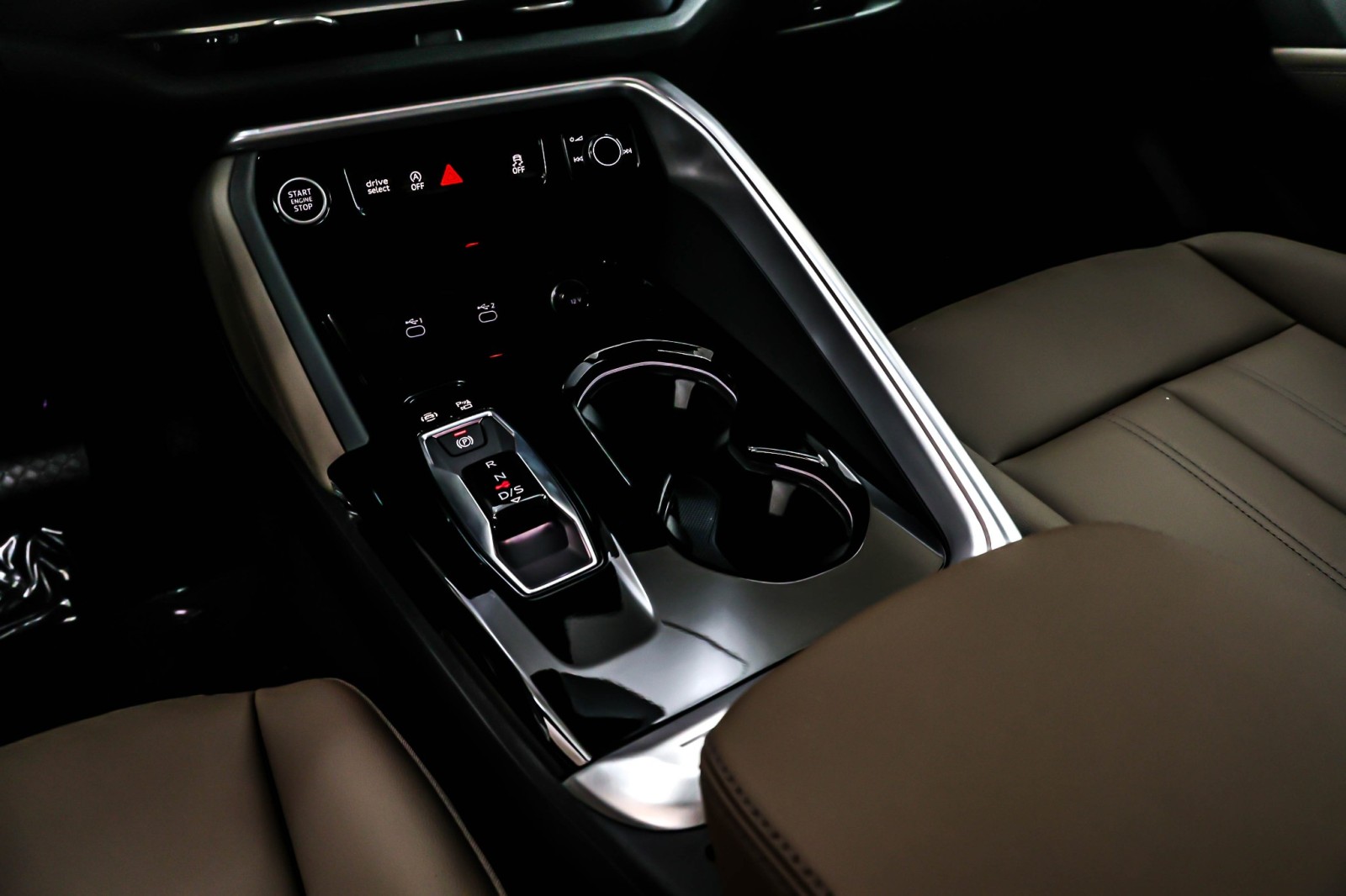 New 2025 Glacier White Metallic Audi Premium 2.0 TFSI quattro image 6