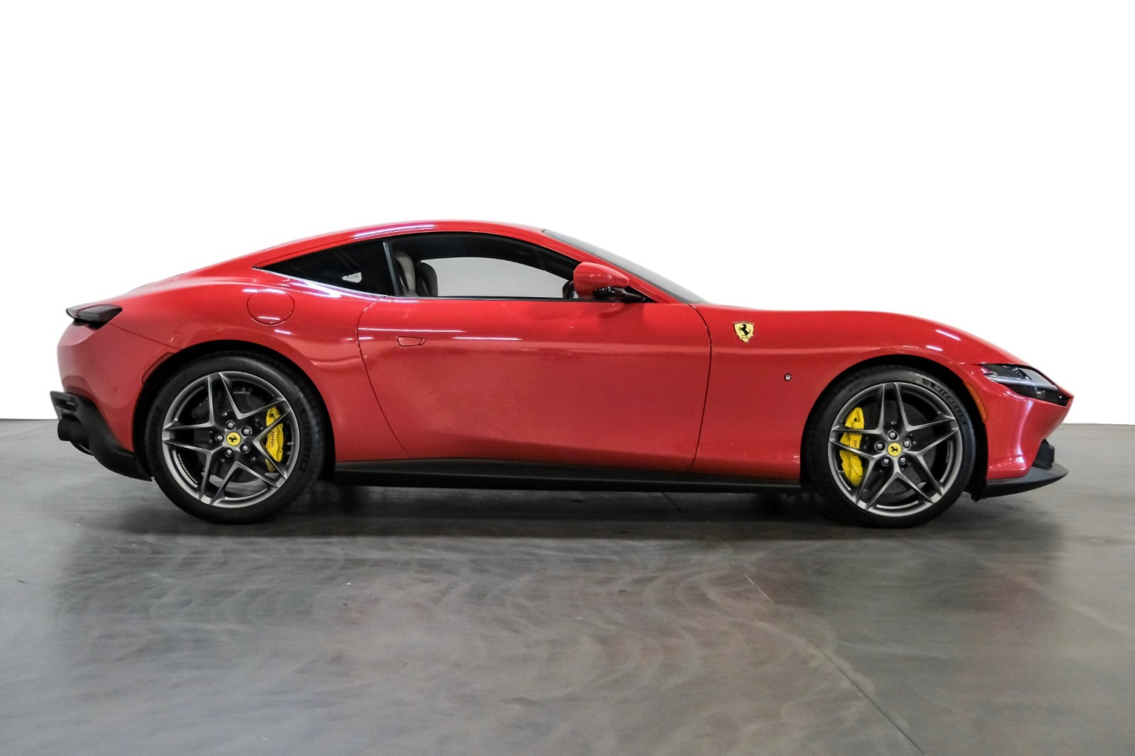 2021 Ferrari Roma  6