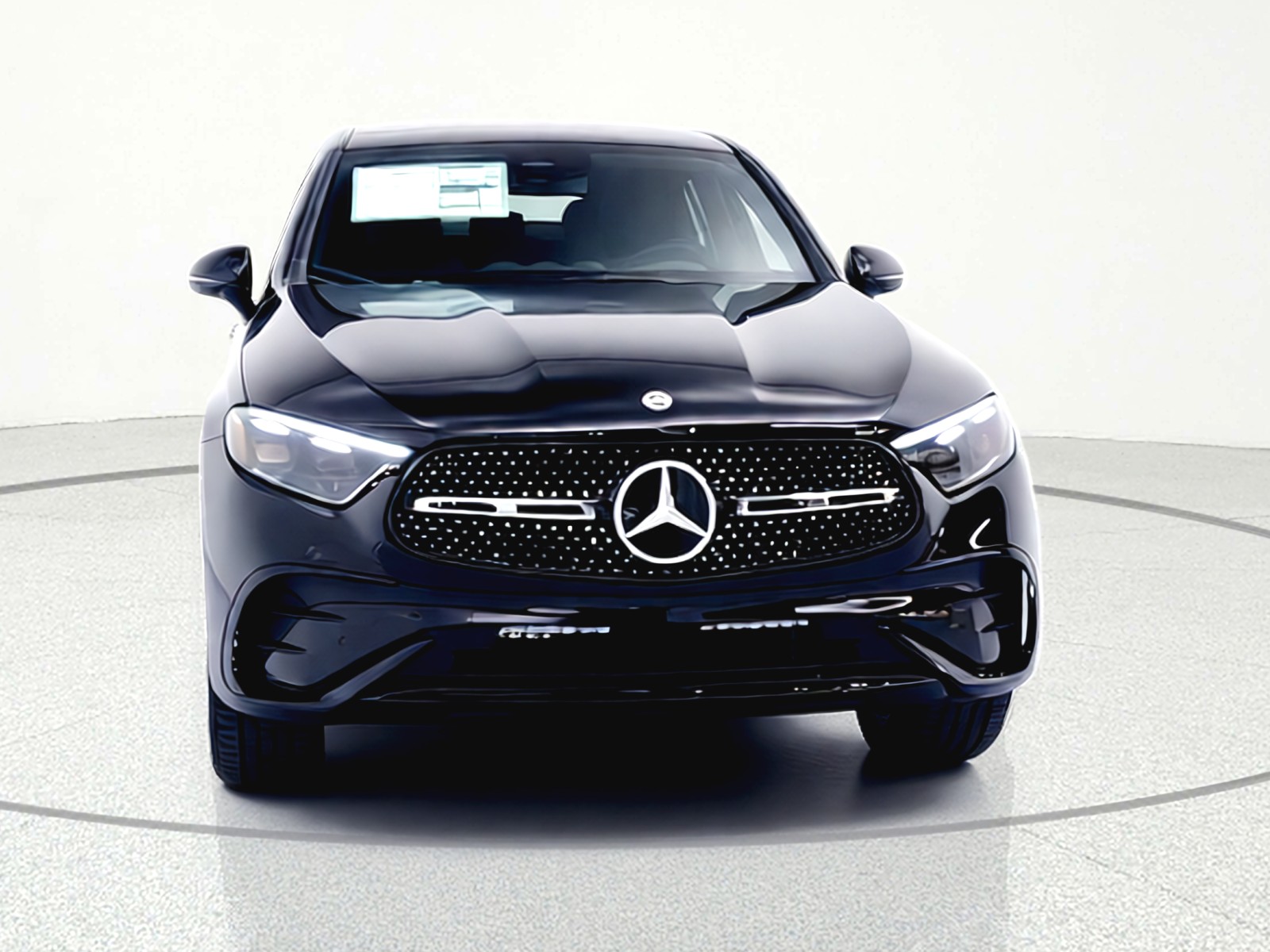 New 2026 Black Mercedes-Benz GLC 300 image 2