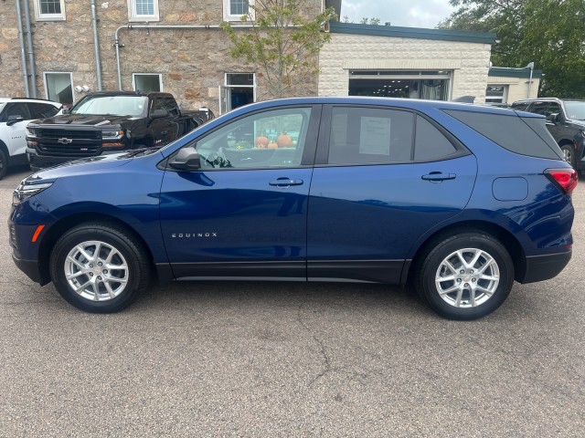 2022 Chevrolet Equinox LS 3