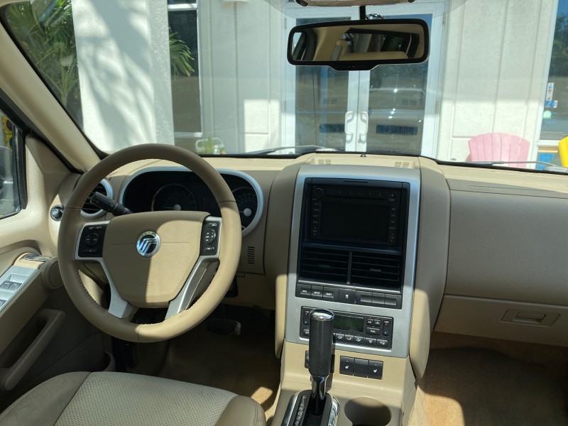 2007 Mercury Mountaineer SUV Premier 1 OWNER in ,