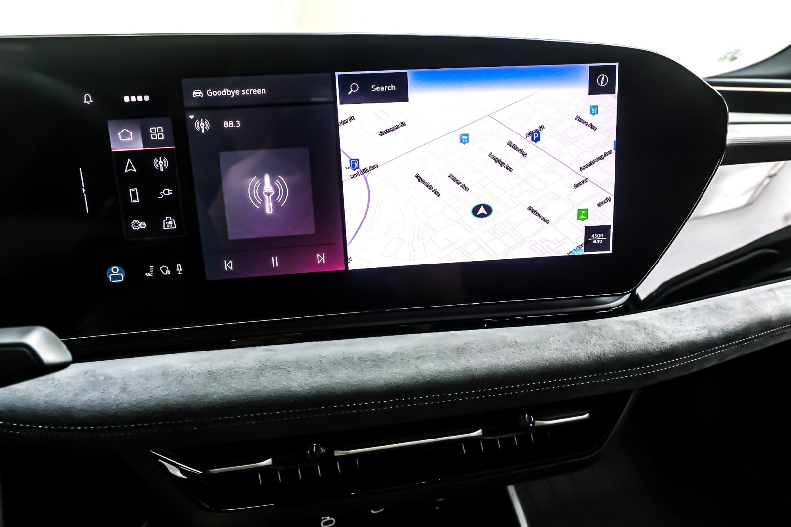 Used 2025 Glacier White Metallic Audi Premium Plus quattro image 21