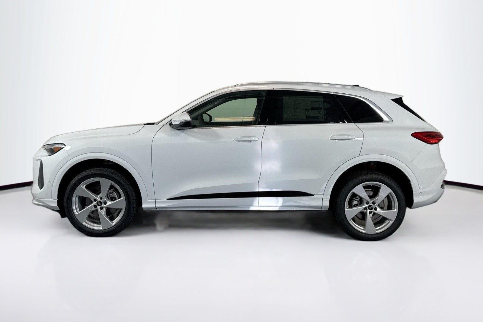 New 2025 Glacier White Metallic Audi Premium Plus 2.0 TFSI quattro image 8