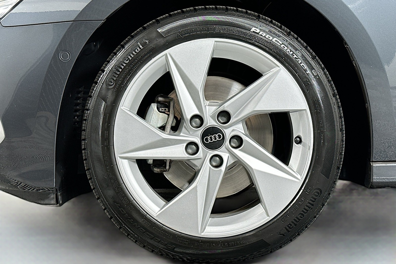 Used 2023 Manhattan Gray Metallic Audi Premium image 11