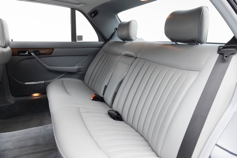 1986 Mercedes-Benz 420-Class 420 SEL in , 