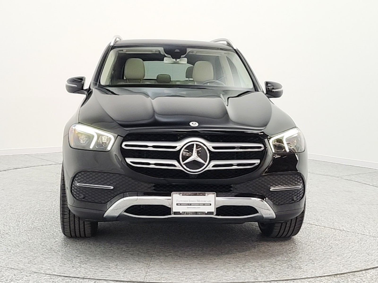 Used 2020 Black Mercedes-Benz GLE 350 4MATIC® SUV image 2