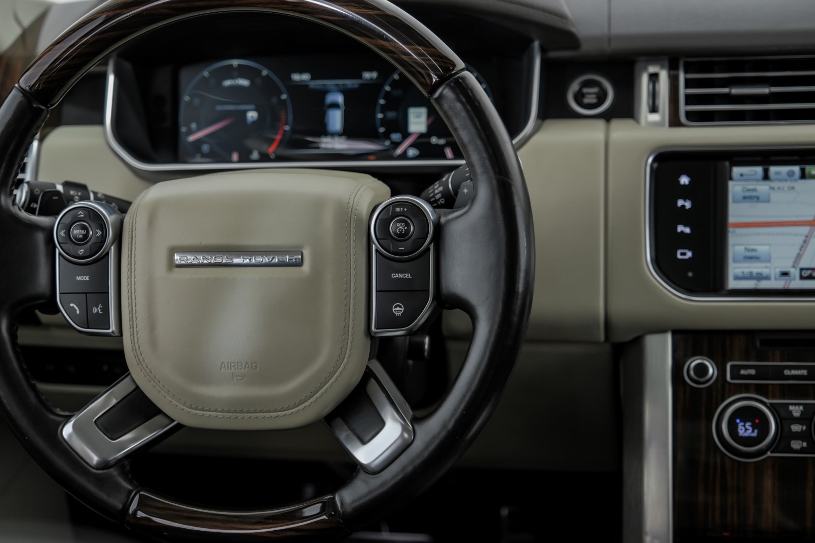 2016 Land Rover Range Rover SUPERCHARGED 4WD BLIND SPOT ASSIST LANE DEPARTURE  24