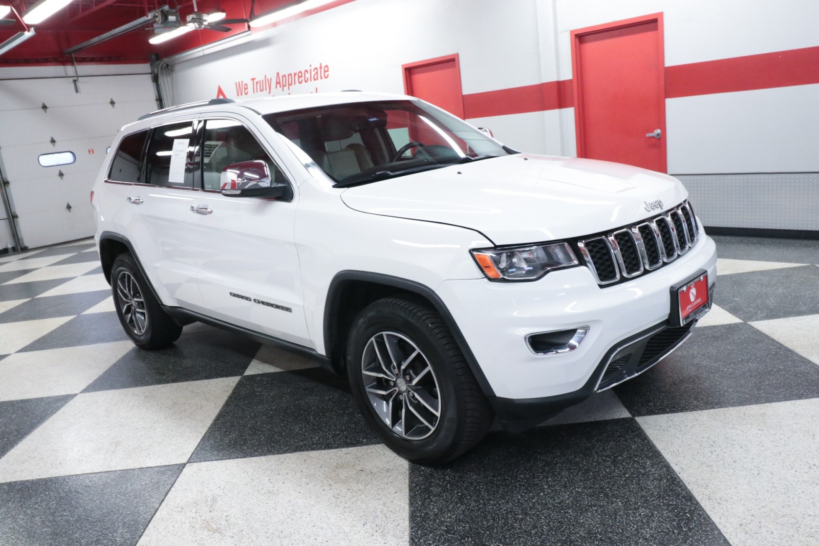 Used Car 2018 Jeep Grand Cherokee  Limited For Sale Under $20,000 In Austin, Texas