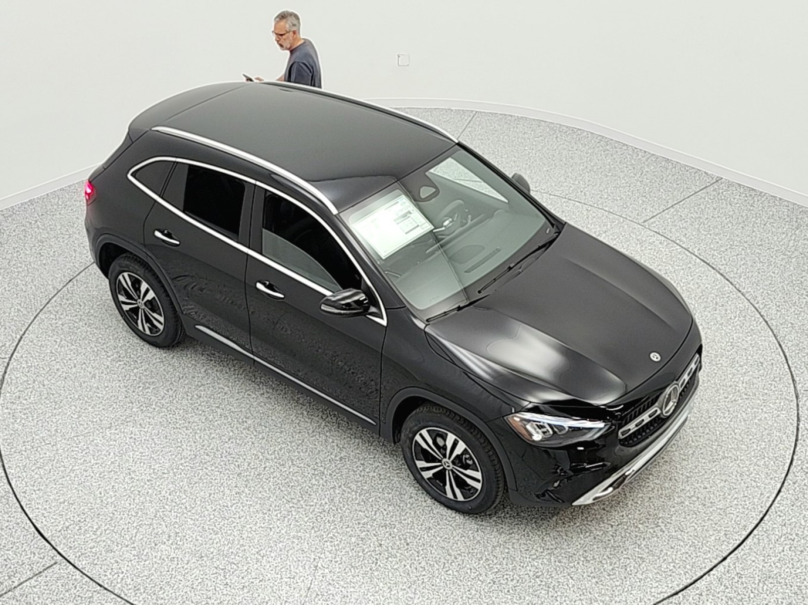 New 2026 Night Black Mercedes-Benz GLA 250 SUV image 28