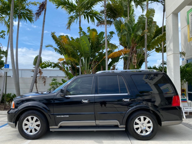 2004 Lincoln Navigator LOW MILES 67,511 SUNROOF in ,