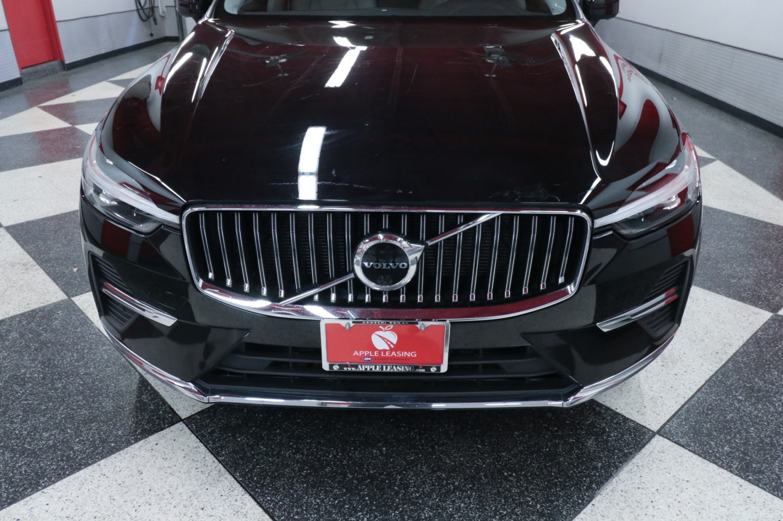 Used Car 2023 Volvo Xc60  Plus Bright Theme For Sale Under $40,000 In Austin, Texas