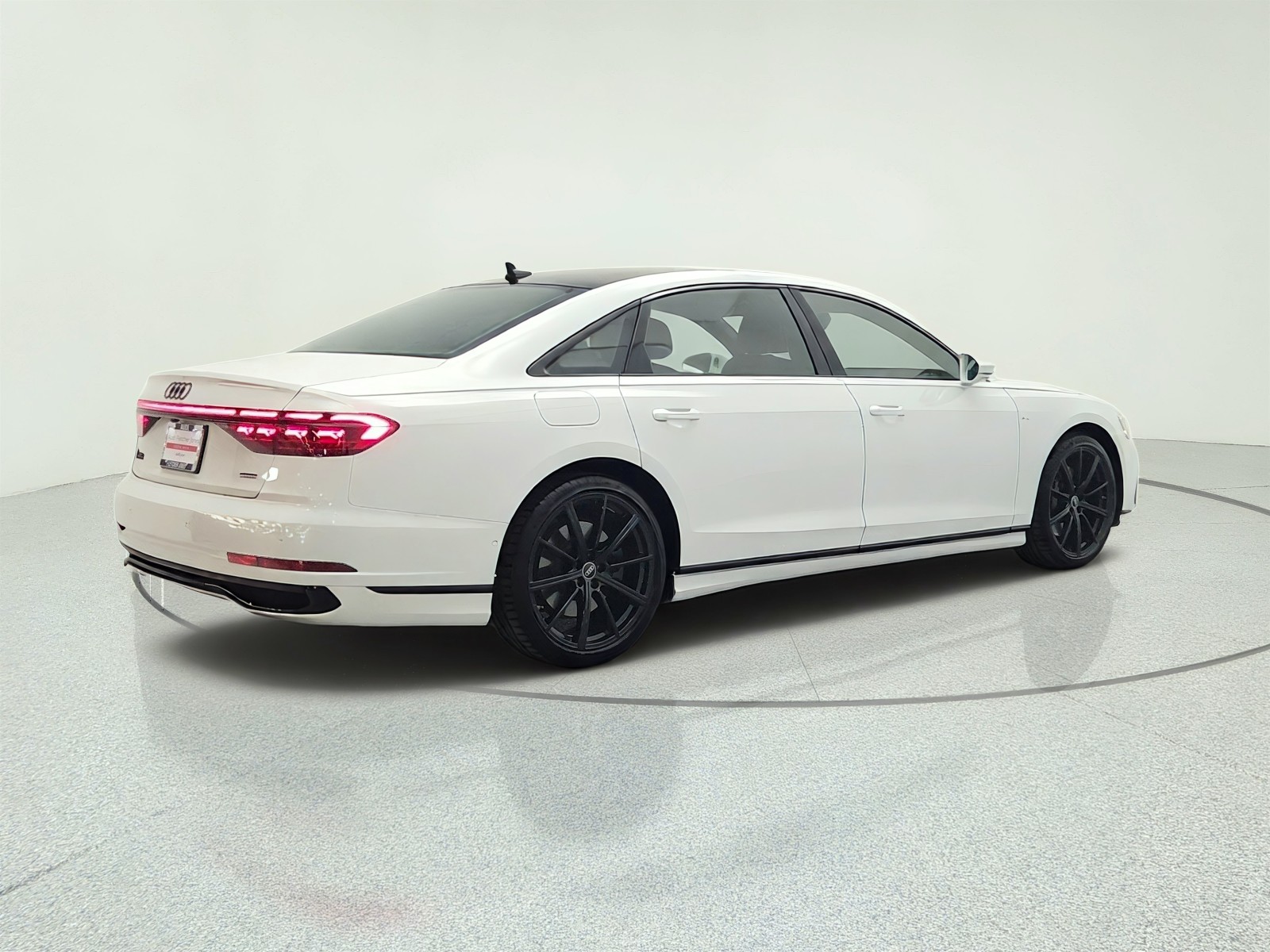 Used 2023 Glacier White Metallic Audi L 55 TFSI quattro image 5