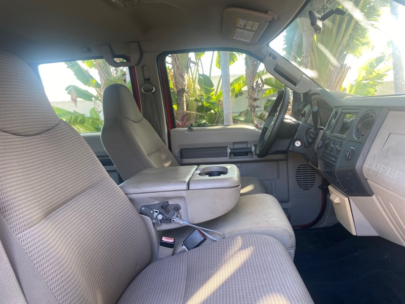 2008 Ford Super Duty F-350 DRW XL LOW MILES 43,076 4WD in ,