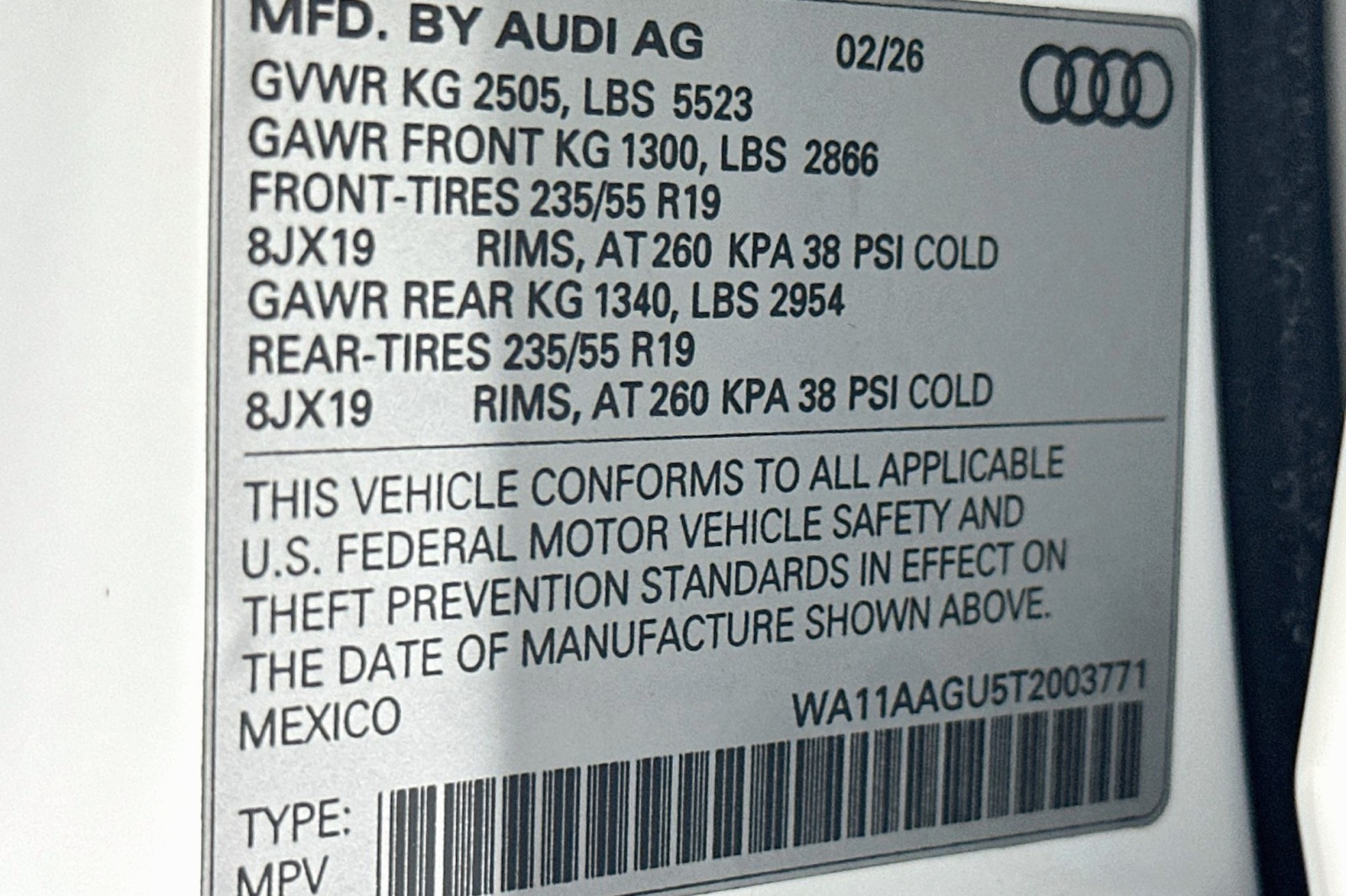 Used 2026 Arkona White Audi Premium image 24