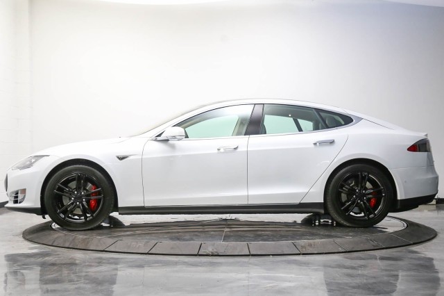 2016 Tesla Model S 70 kWh Battery 2