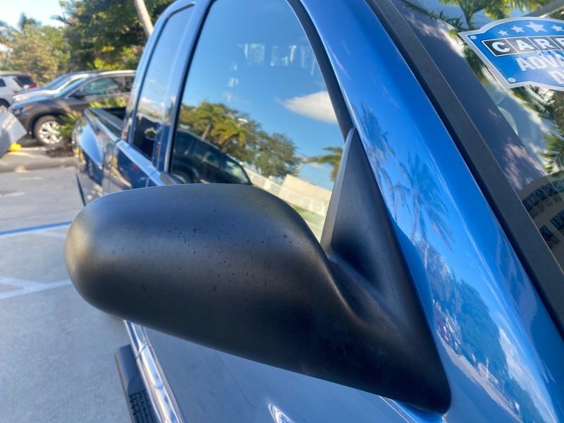 2005 Dodge Dakota SLT LOW MILES 69,842 4WD CLUB in , 