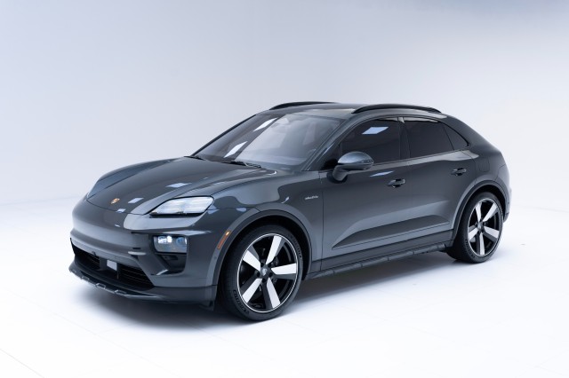 2024  Macan 4 Electric in , 