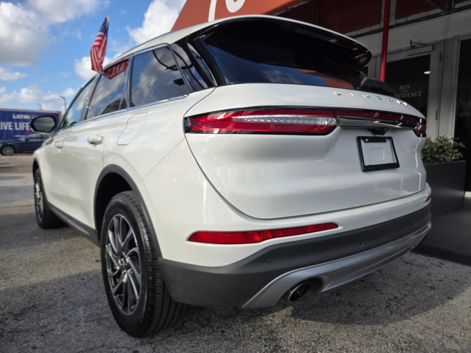 2021 Lincoln Corsair - $16,477