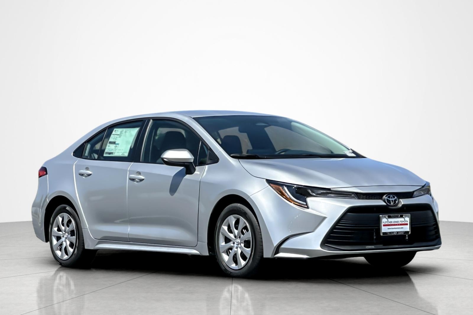 2025 Toyota Corolla LE photo 7